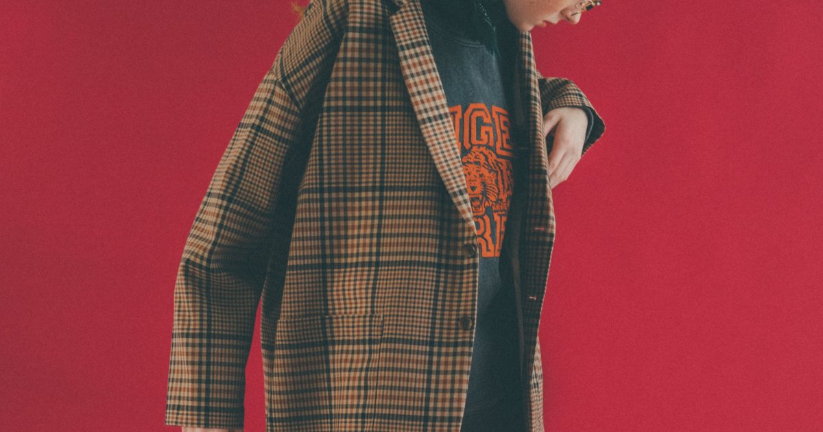 オンにもオフにも着られるチェックジャケット【“チェック”ガールの着