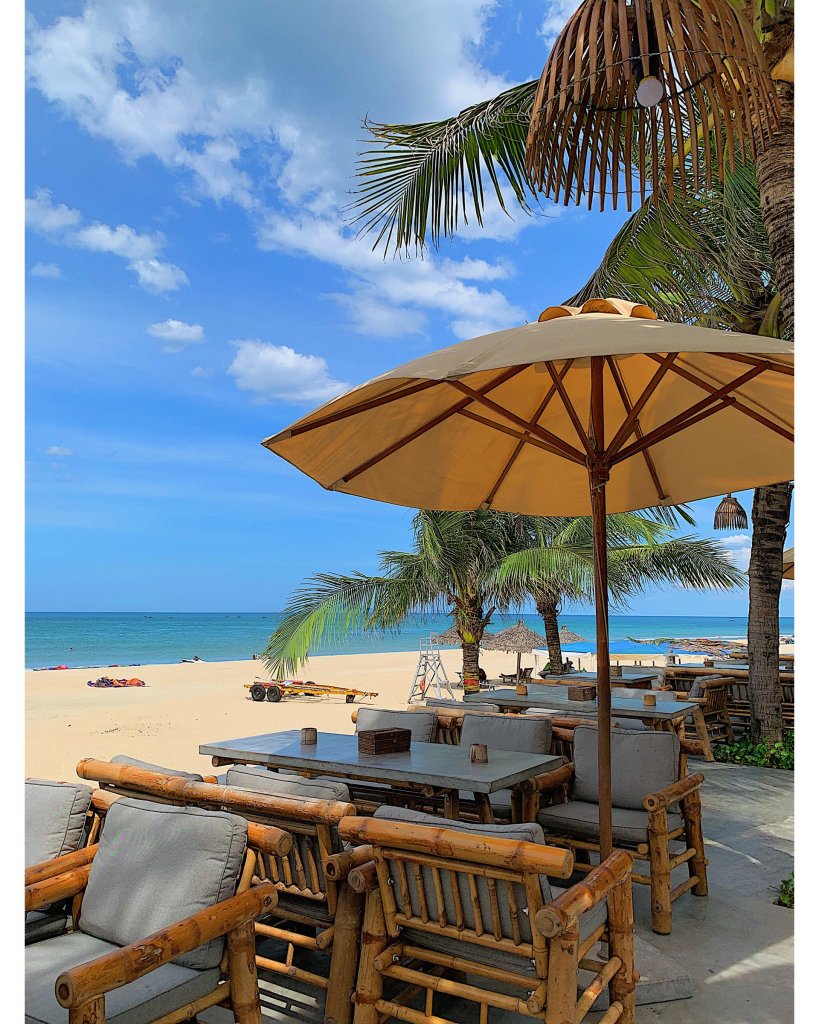 ハイシーズンは 絶景が楽しめるビーチカフェがおすすめ 週末アジア ベトナム編 コラム カルチャー ライフ Fudge Jp