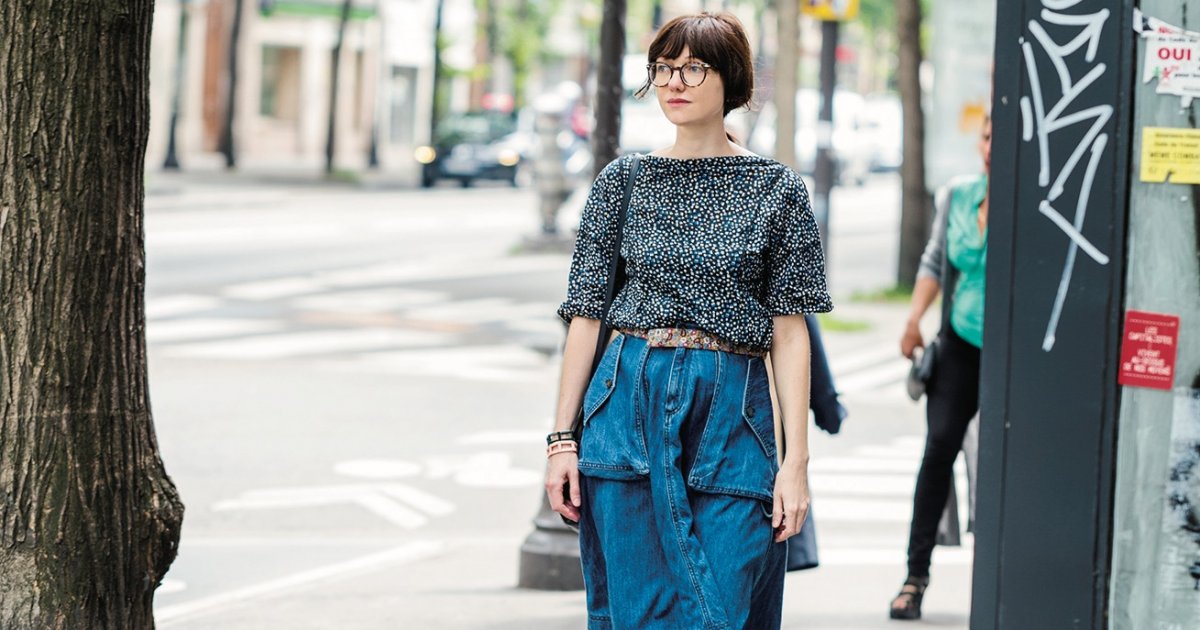 Marc Jacobs》の変形スカートが超おしゃれ！夏直前にぴったりなコーデ