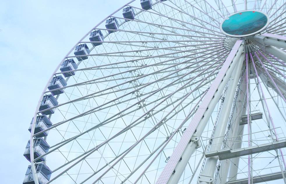 フィレンツェの新名所？大観覧車から眺める旧市街の街並み