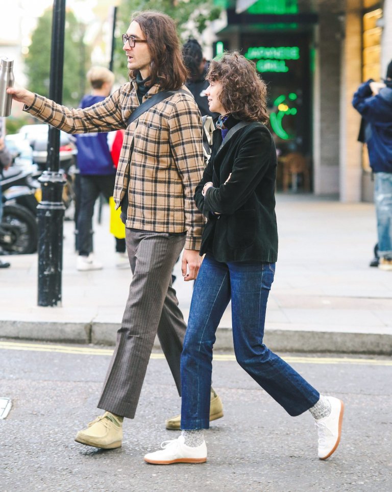 ジャストサイズのデニムとジャケットのバランスが黄金比なスタイル LONDON ワールドスナップ FUDGE.jp