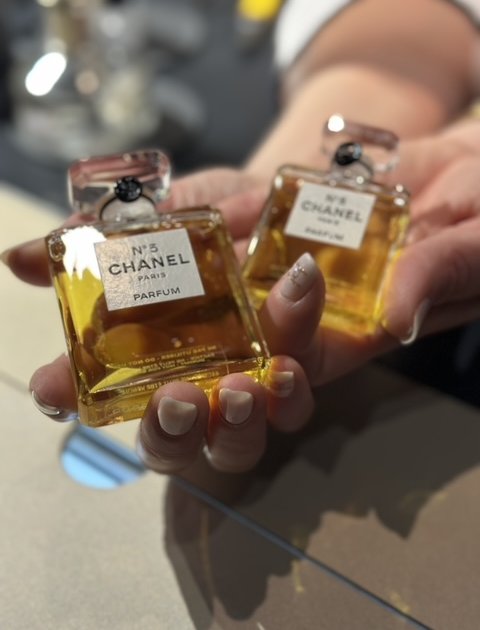 CHANEL 非売品 アンティーク香水瓶 ダミー大 新年を迎えたパリから、刺激的なエクスポジションをお届け【夢見るパリ