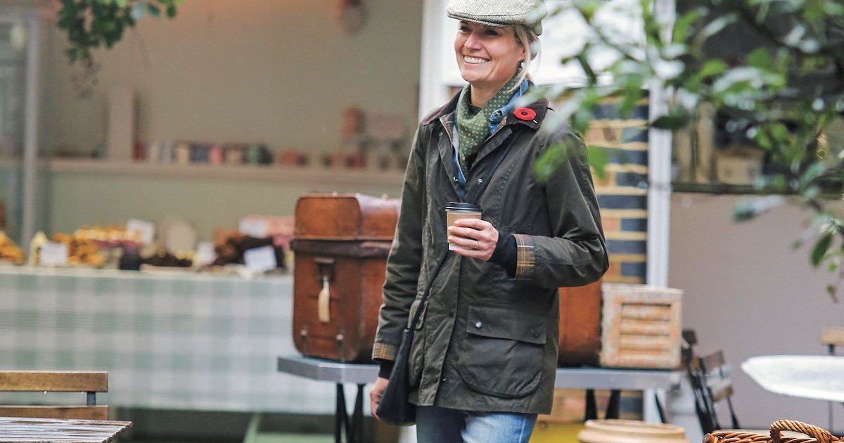 バブアー》のジャケットに、《ハリスツイード》のハンチングでザ