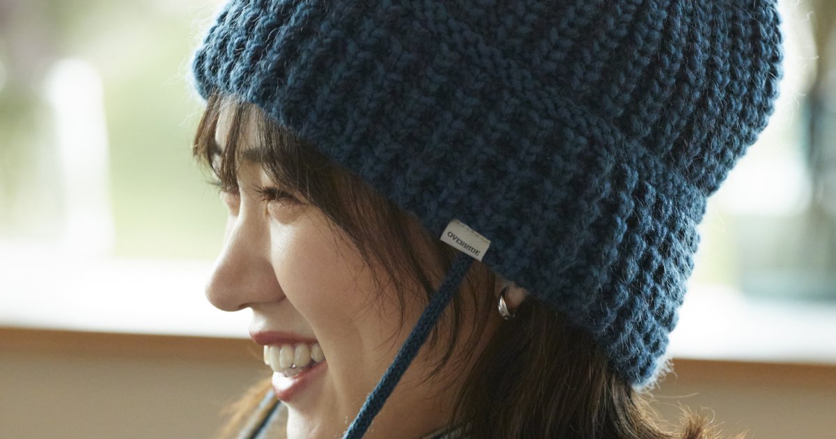 2023冬の帽子】洒落感たっぷりの“紐付きニットハット”に挑戦してみる？ | FUDGE FRIEND | ファッション | FUDGE.jp