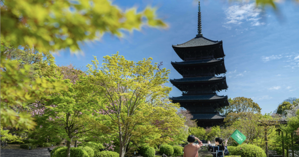 京都旅行 セール スニーカーかブーツか