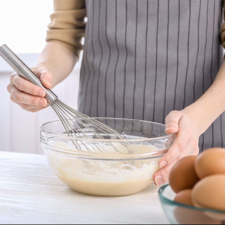 泡だて器がないときに便利な代用アイテムで簡単に泡立てる方法