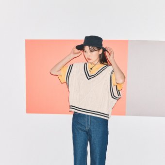 【公式】アクセサリーの激安通販 大きめのデニムジャケットならフーディもインできて着回し抜群 ジャケット・アウター