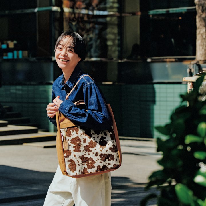 〈BAG’n’NOUN〉春のハラコに彼女は夢中。