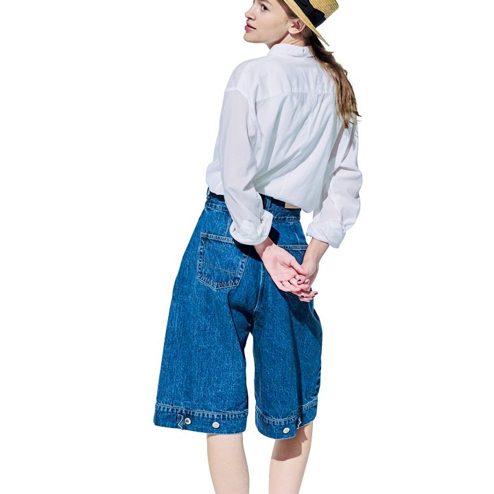 この秋に超おすすめ！白シャツ×デニムのショートパンツのコーデ【本日のFUDGE GIRL-9月28日】