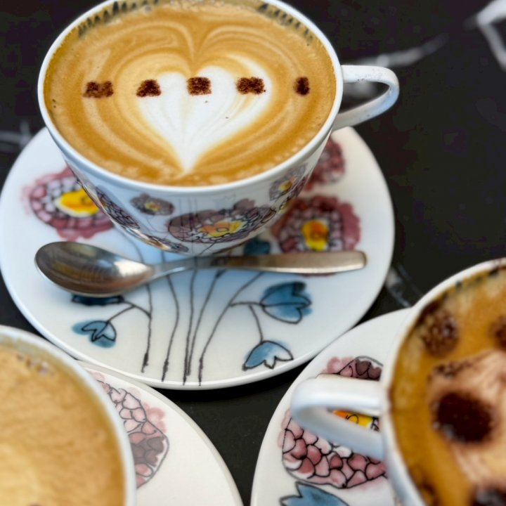 世界初の〈マルニ カフェ〉がGINZA SIXに本日オープン!