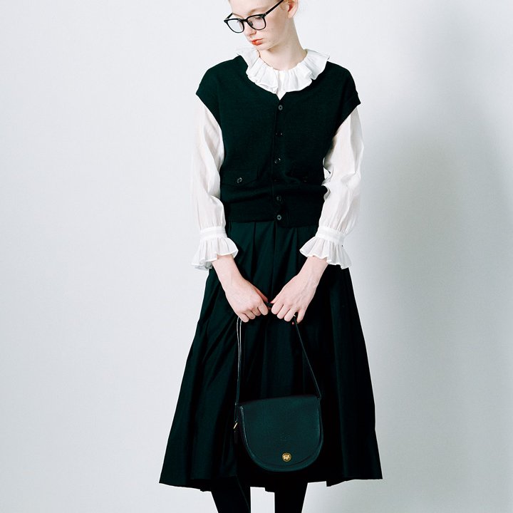 モノトーンコーデをガーリーに仕上げるにはバランスが重要です【本日のFUDGE GIRL-11月9日】