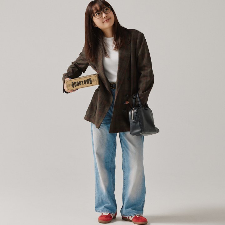 デニムで着崩しても大人っぽく見える！ブラウンジャケットコーデ【FUDGE FRIEND おしゃれさんの毎日コーディネート vol.609｜大島花菜】