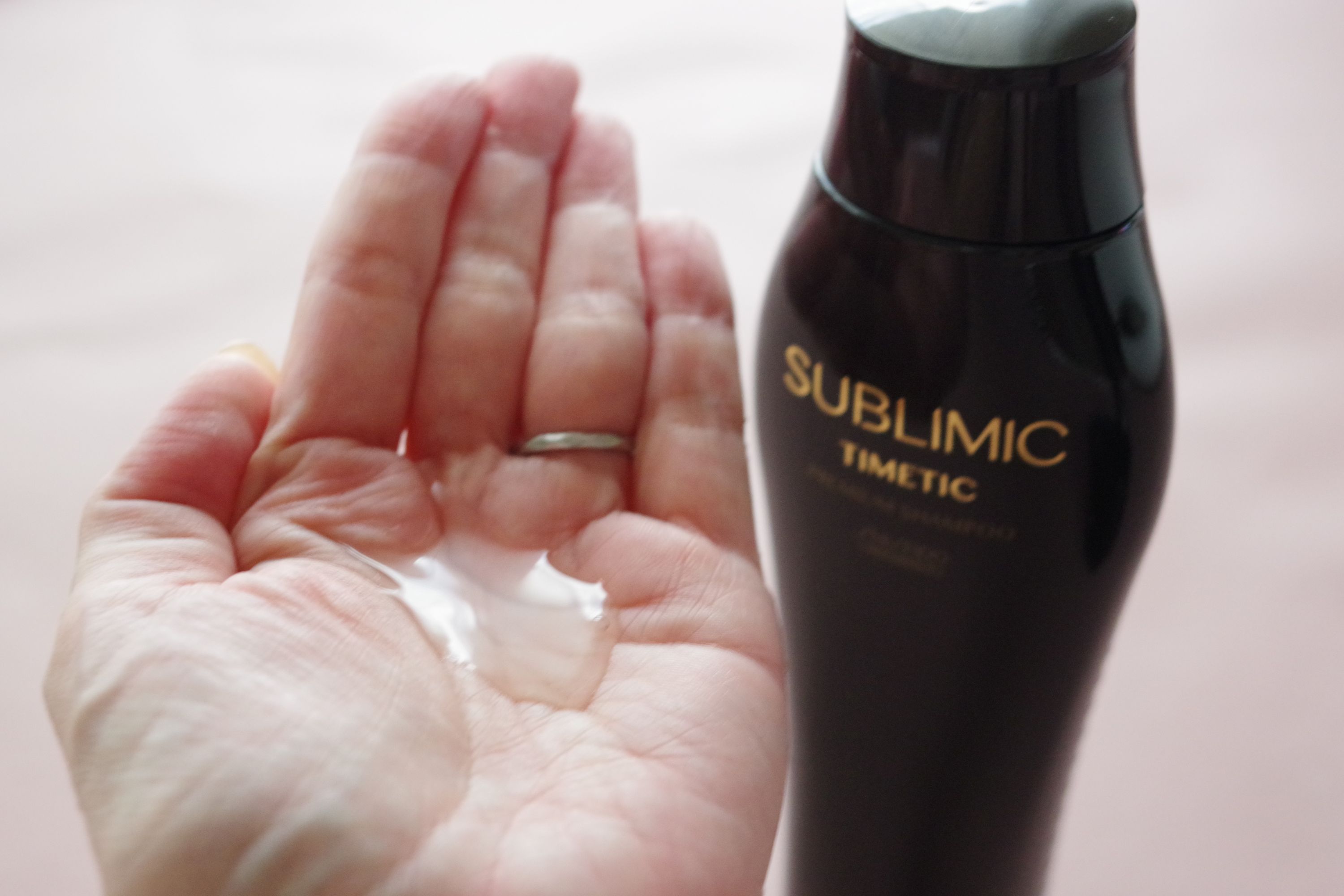 体内時計に着目した新発想のヘアケアアイテム「タイムティック」