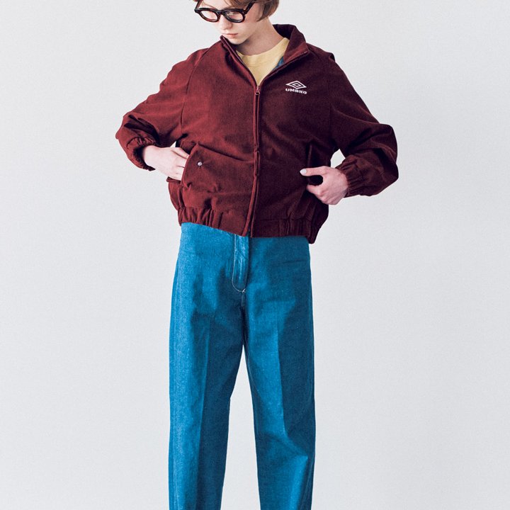 秋らしくて映える！バーガンディコーデは差し色がポイントに【本日のFUDGE GIRL-10月27日】