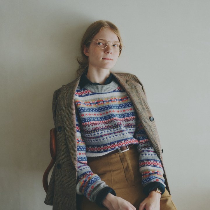 大きすぎず、小さすぎず。リラックスフィットがちょうど良いニット【FUDGE dig.|スマートに着れる、フェアアイルニットを探して- 08】