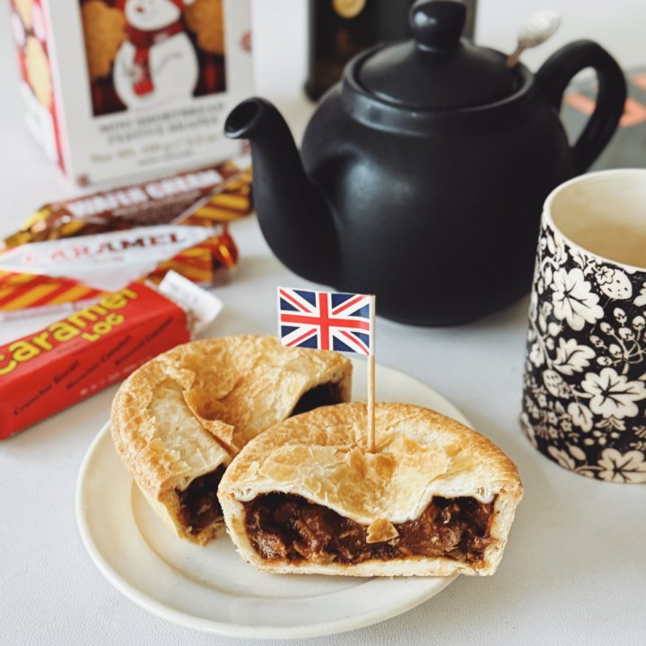 渋谷駅近くで発見!〈The British Shop〉はイギリス直輸入の珍しいお菓子や食材が並ぶお店【sumire.のおいしいヨーロッパごっこ vol.6】