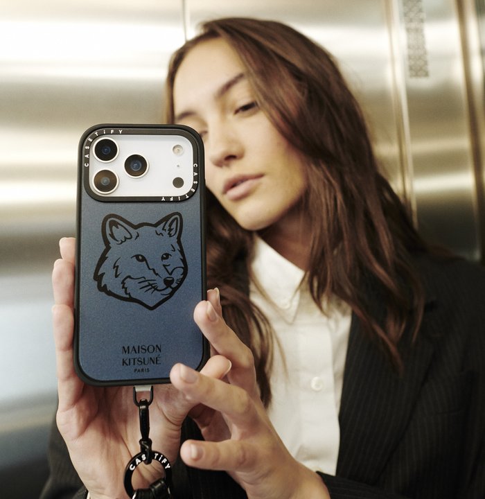 アイコニックな「キツネ」にくぎ付け!《メゾン キツネ》×《CASETiFY》の秋冬コラボグッズがお目見え