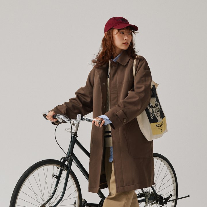 ブラウンコートの正解着こなしはこう!キャップやシャツで差し色をプラス【FUDGE FRIEND おしゃれさんの毎日コーディネート vol.634|UMI】