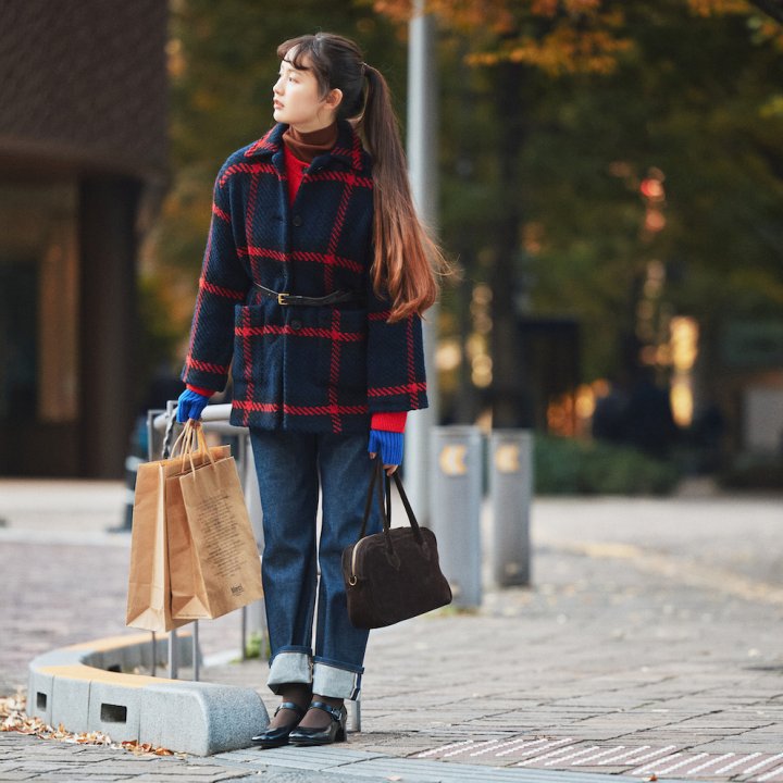 これぞ名品デニム!《リーバイス》501をレディに着て、気分はパリジェンヌ【FUDGE 1月号連動企画-オシャレな“あの子”をお手本に | DAY 01】