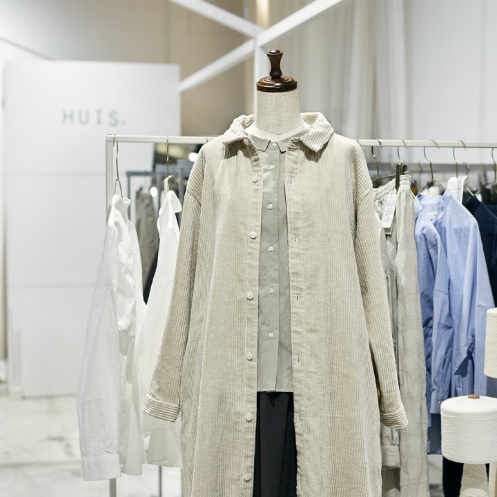 着てわかる、質の良さ。『HUIS渋谷ショールーム』で見つけた、心地のいいもの