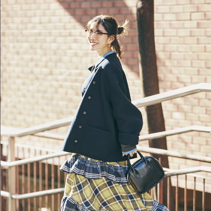 やっぱり冬はチェック柄スカート！色づかいやシルエットで個性がきらり【FUDGE dig.｜お洒落な人は「チェック柄スカート」をどう着こなす？ 02 フリークスストアPR 田中梨央奈さん】