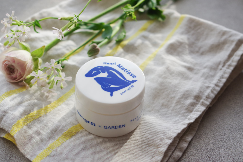 【徹底レビュー】人気サロンの新作“ヘアバーム”を使ってみた！ベタつく？ツヤ感の本音 をレポート