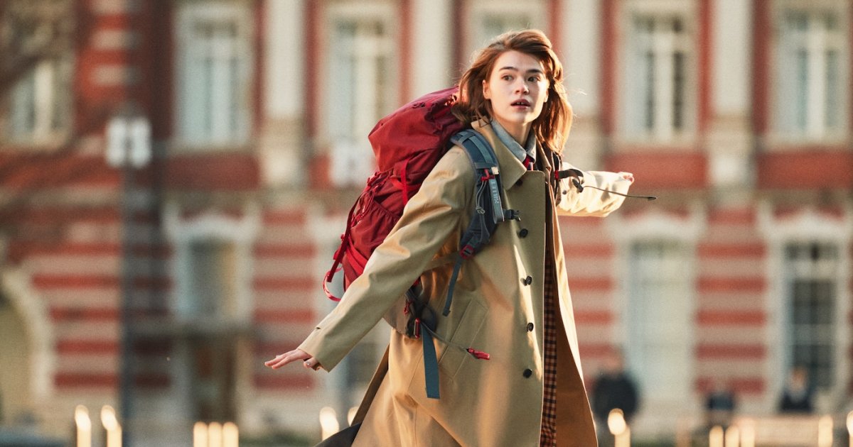 旅行でも大活躍！ クラシック派が選ぶべき赤のバックパックとは