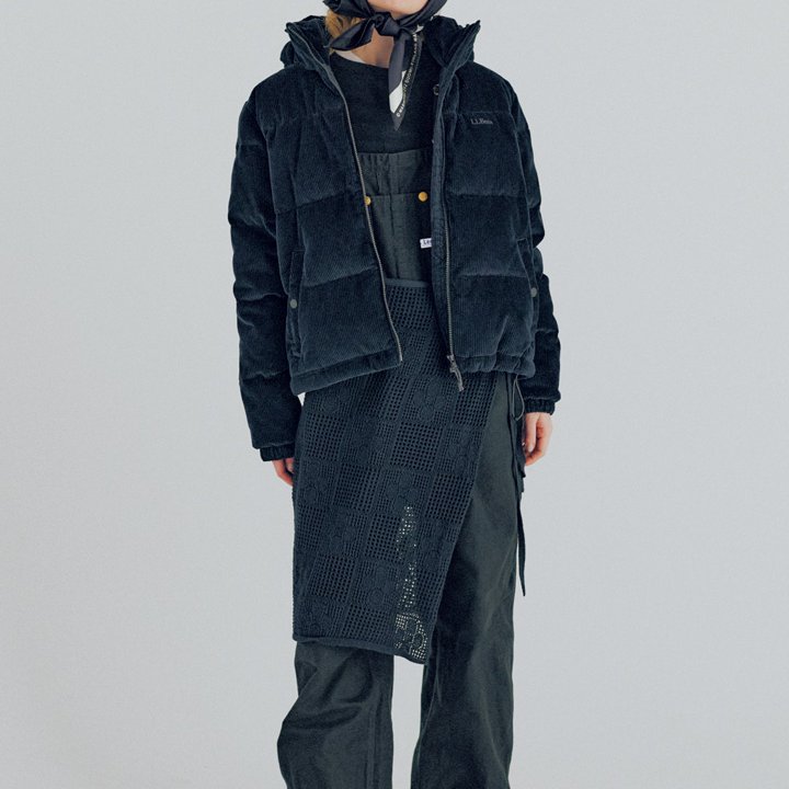 重ねるほどいい！ オールブラックのレイヤードコーデのコツ4選