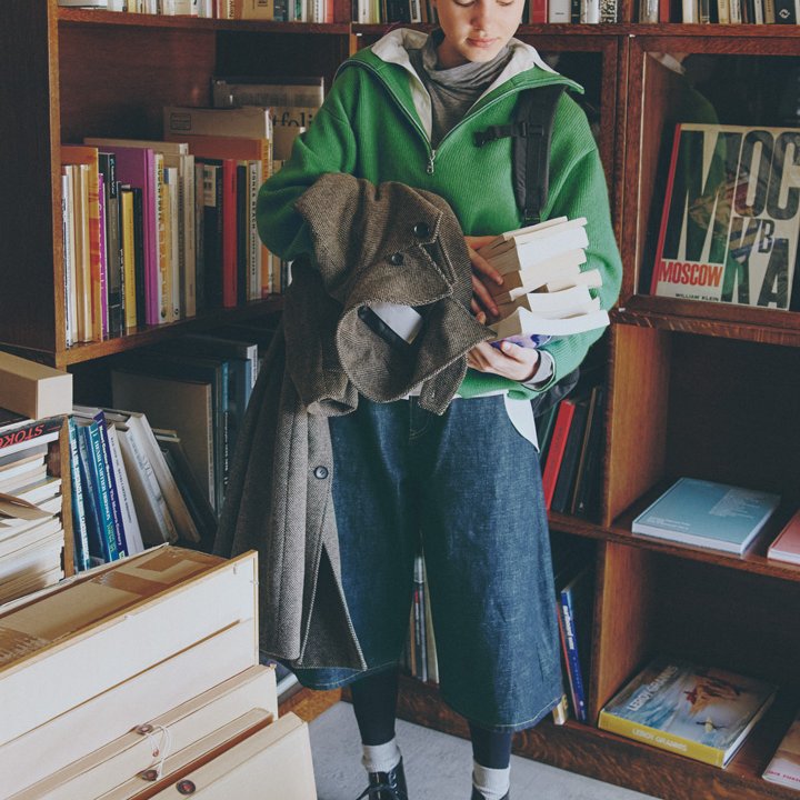 カラフルでデザインがおしゃれなニットはデニムと相性抜群【本日のFUDGE GIRL-2月23日】