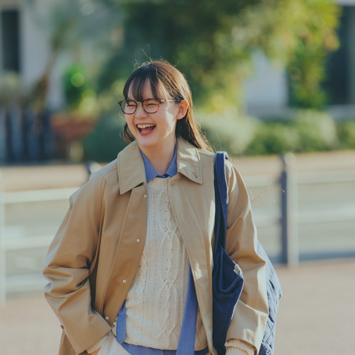 バルマカーンはやっぱりベージュだね!おじさんゆるコーデ【FUDGE 3月号連動企画-FUDGEガールの基本4スタイル | DAY 2】