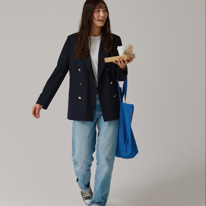 ちょっときちんと見せたい日のデニムコーデ。紺ブレとパールがあればいい【FUDGE FRIEND おしゃれさんの毎日コーディネート vol.661｜RAN】