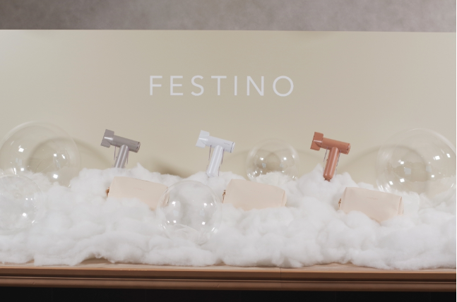 【2026年新作ドライヤー】ポーチにスッポリ入る！“手のひらサイズ”のFESTINOドライヤー！場所や時間にとらわれないヘアケア体験を