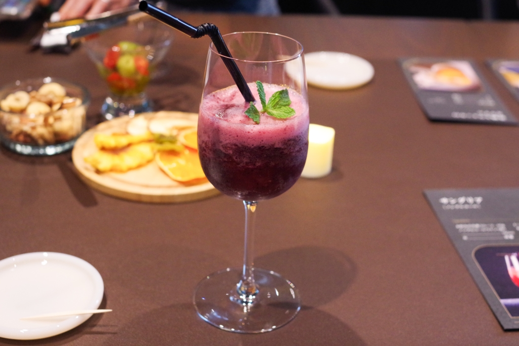  夜のご自愛タイムは漬け込み入らずのカクテルで乾杯