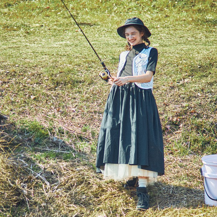 嘘でしょ？でも意外とイケる？春だから許されるロマンティックコーデ6選