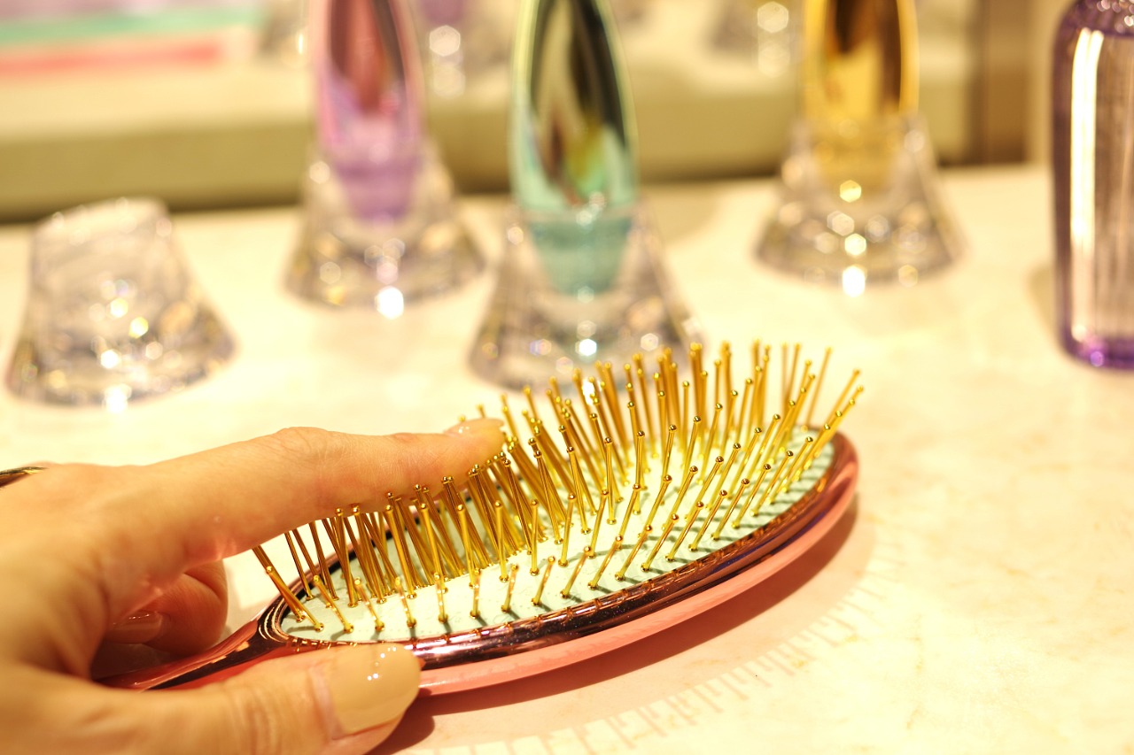購入予約可能！発売前のヘアブラシをお試しできる