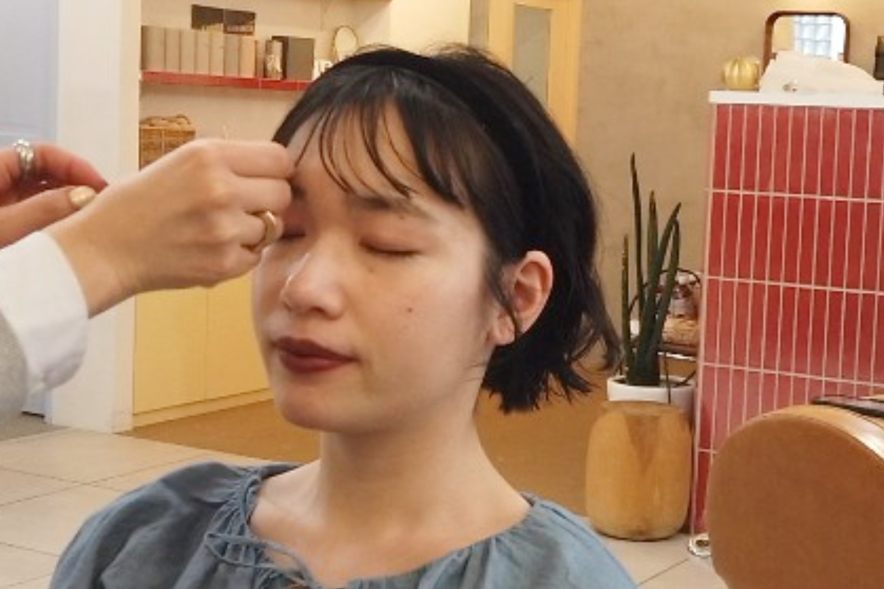 【5カチューシャアレンジ】ガーリーにもクラシカルな気分にも