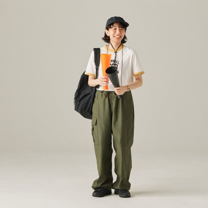 スポーツ観戦はリンガーTシャツで!ウエストがドロストになったカーゴでゆるっと着こなし【FUDGE FRIEND おしゃれさんの毎日コーディネート vol.734|momo】
