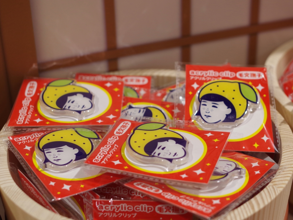 貴重なオリジナルグッズがもらえるお買い上げ特典も
